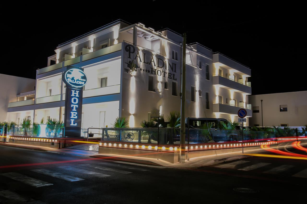 Hotel Paladini Порто-Чезарео Экстерьер фото